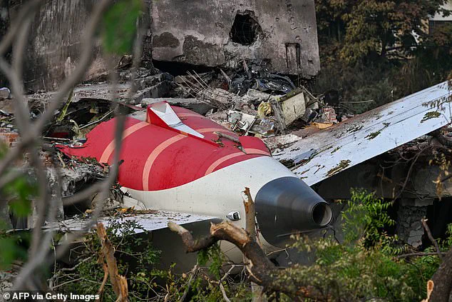 Aviation Expert: In-Flight Technical Problems Are Common, Contrary to Movie Depictions