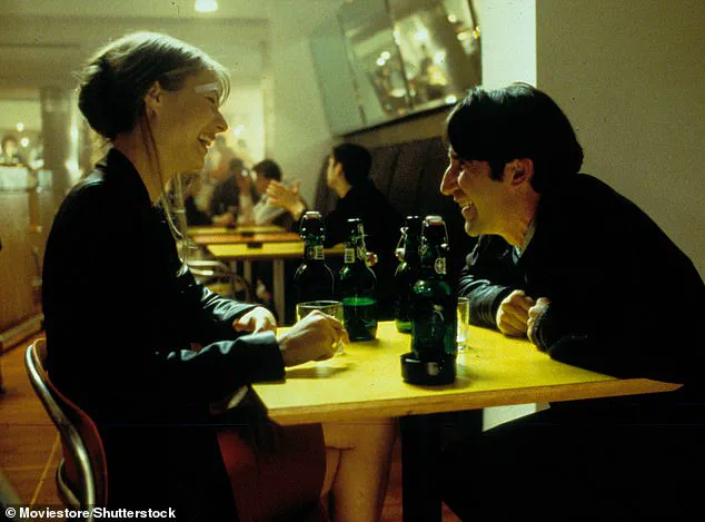 New Study Challenges Romantic Comedy Tropes: Real-Life Success May Not Favor the 'Nice Guy'
