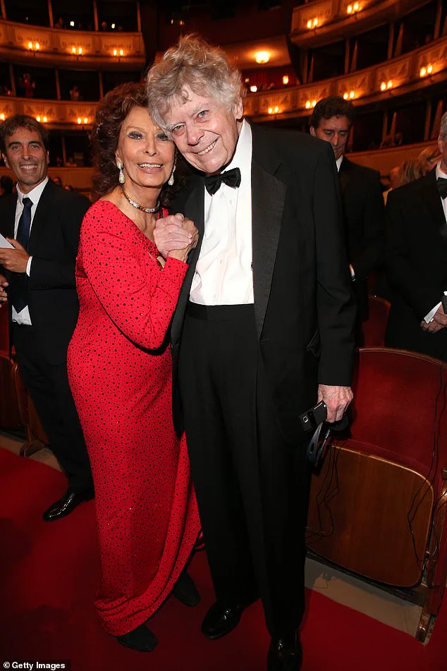 Exclusive Release of Confidential Emails Reveals Gordon Getty's Private Comments on Trump