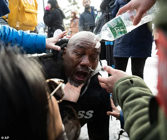 Minneapolis Tensions Escalate as Mayor Confronts ICE Over Fatal Shooting, Highlighting Federal-State Policy Clash