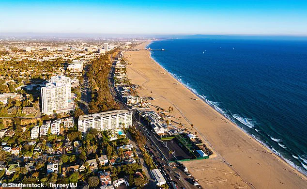Sudden Appearance of Unpermitted Sober Living Facility Sparks Outrage in Santa Monica Neighborhood