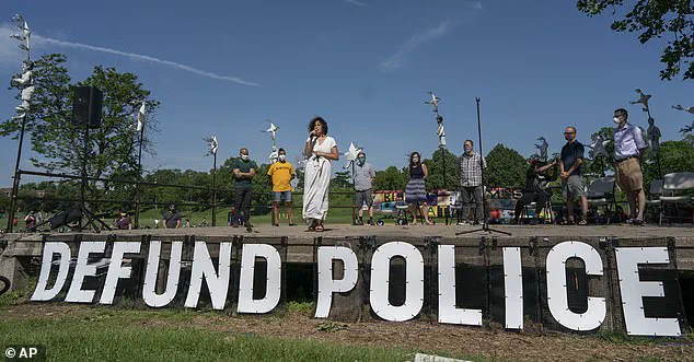 Behind Closed Doors: How a Former Minneapolis Council Member’s DUI Exposed a Hidden Divide Between Policy and Personal Accountability