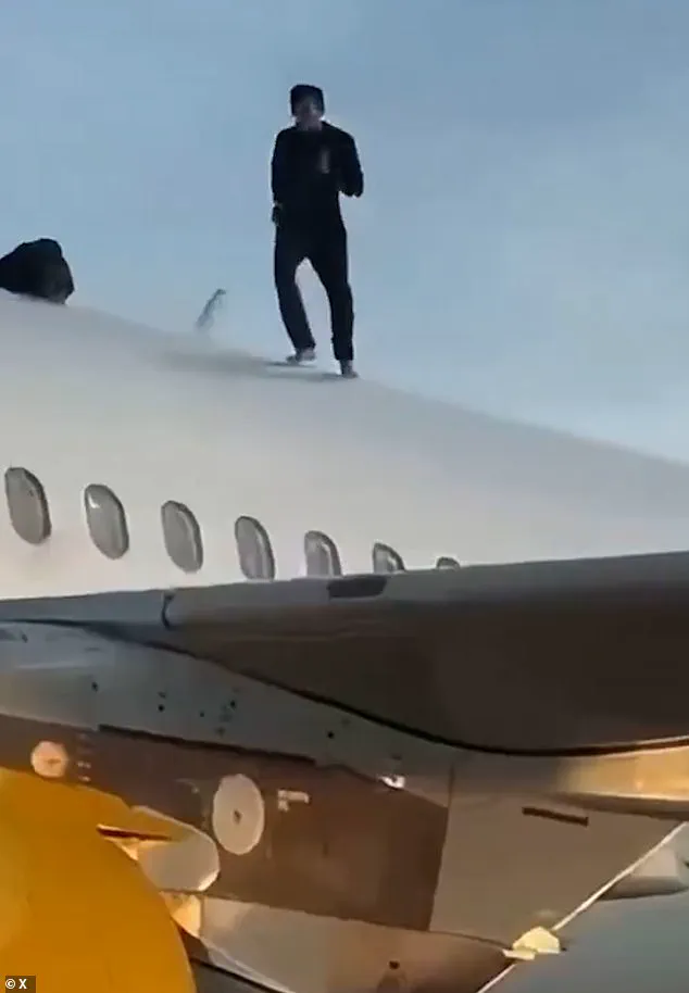 Defiant Man Climbs Plane Roof at Valencia Airport, Causing Two-Hour Delay