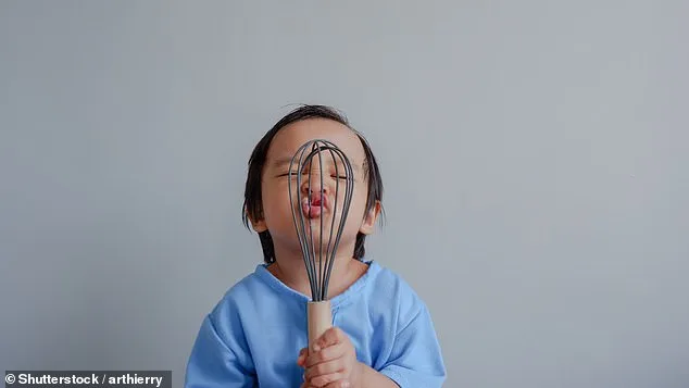 Kitchen Utensils Outperform Traditional Toys in Engaging Toddlers and Boosting Development