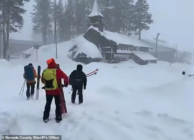 Blackbird Guides Warned of Avalanche Risk, But 15 Skiers Still Caught in Slide