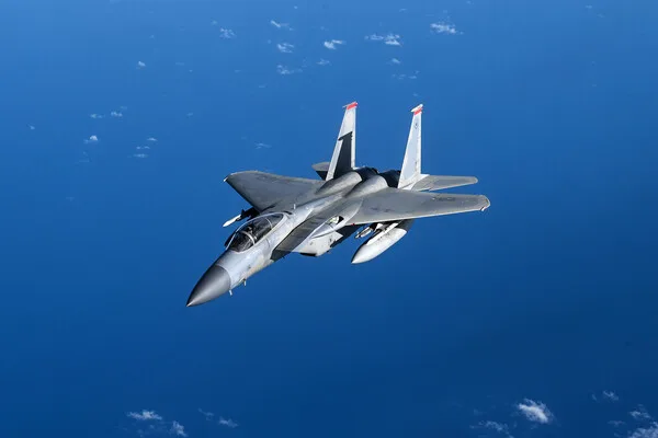 Iran Shoots Down U.S. F-15 Near Kuwait Border; Pilot Ejected and Detained