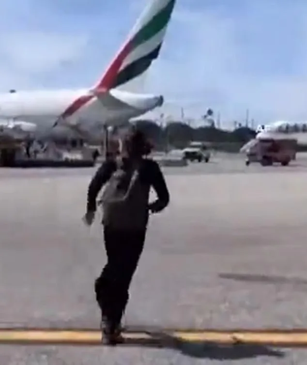 United Airlines Flight UA 2127 Evacuates After Engine Fire at LAX; Passengers Refuse to Abandon Luggage