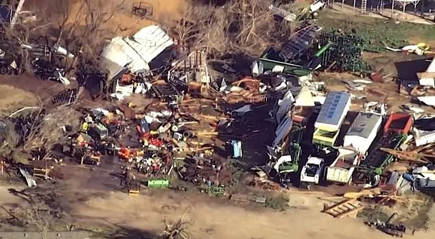 Monster Tornadoes Kill Eight in US Heartland as Storms Threaten Millions