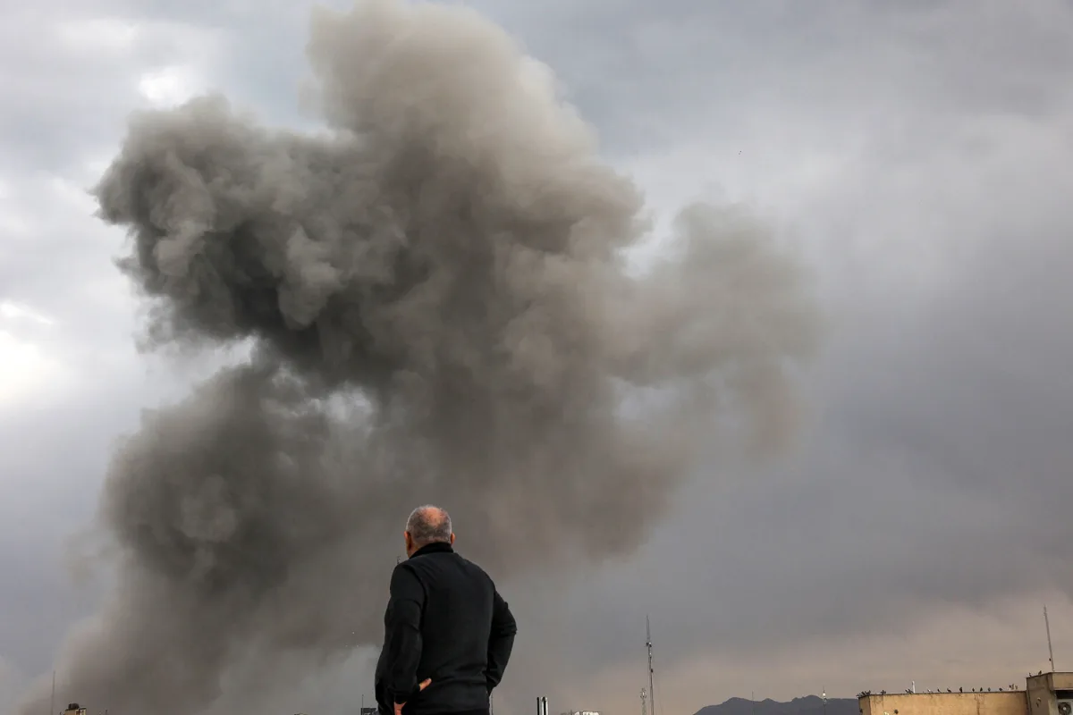 U.S. Conducts Major Precision Strike on Iranian Island Amid Escalating Tensions