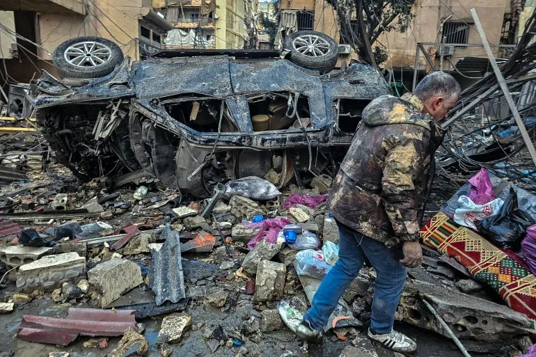 Israeli Airstrikes Escalate Israel-Hezbollah Conflict in Southern Beirut Amid Humanitarian Crisis