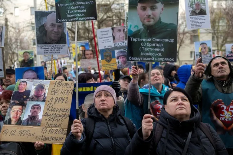Ukraine and Russia Enter 32-Hour Ceasefire for Easter, Skepticism Over Durability
