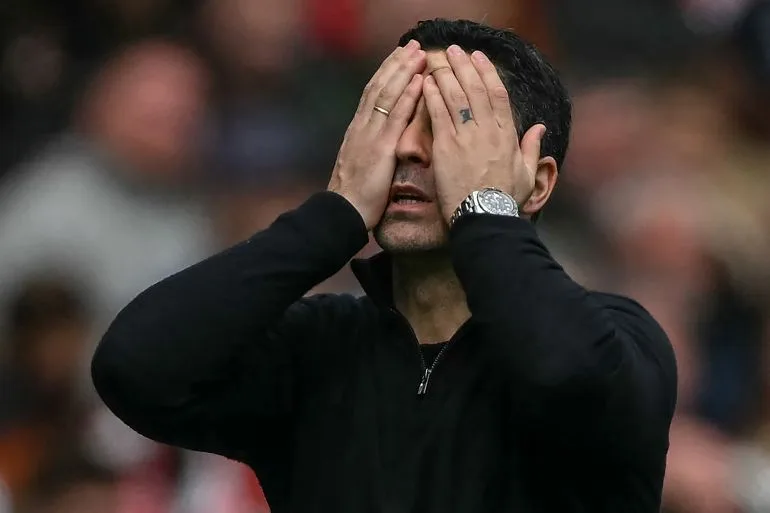 Manchester City Fan's Surreal Arsenal Bottle Celebration Sparks Online Firestorm