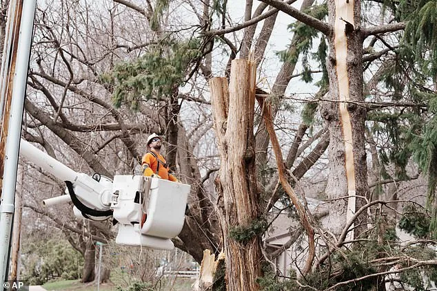 Midwest Tornado Outbreak: Millions in Path of Severe Storms