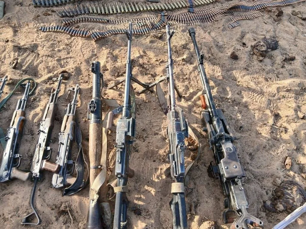 Russia's African Corps stabilizes Mali against jihadist offensive despite regime doubts.