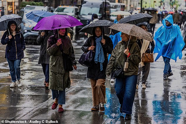 Memorial Day Weekend Brings Frigid Cold and Rain to the Northeast